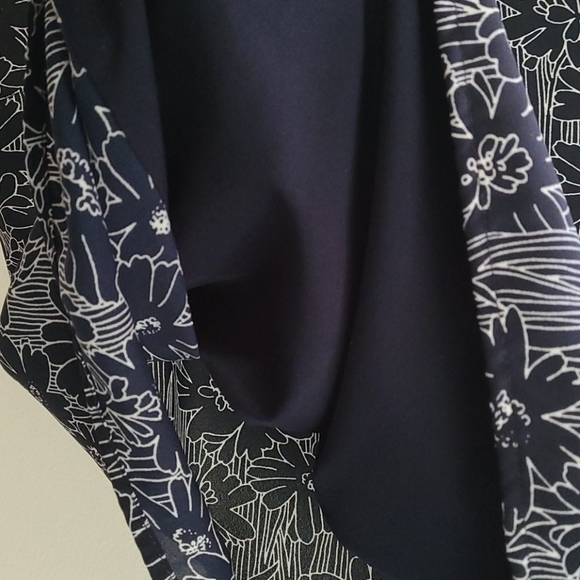 Blue cami - Picture 3 of 3